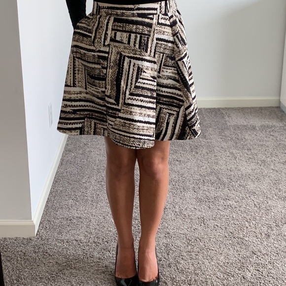 A.N.A Skirt - Picture 2 of 8